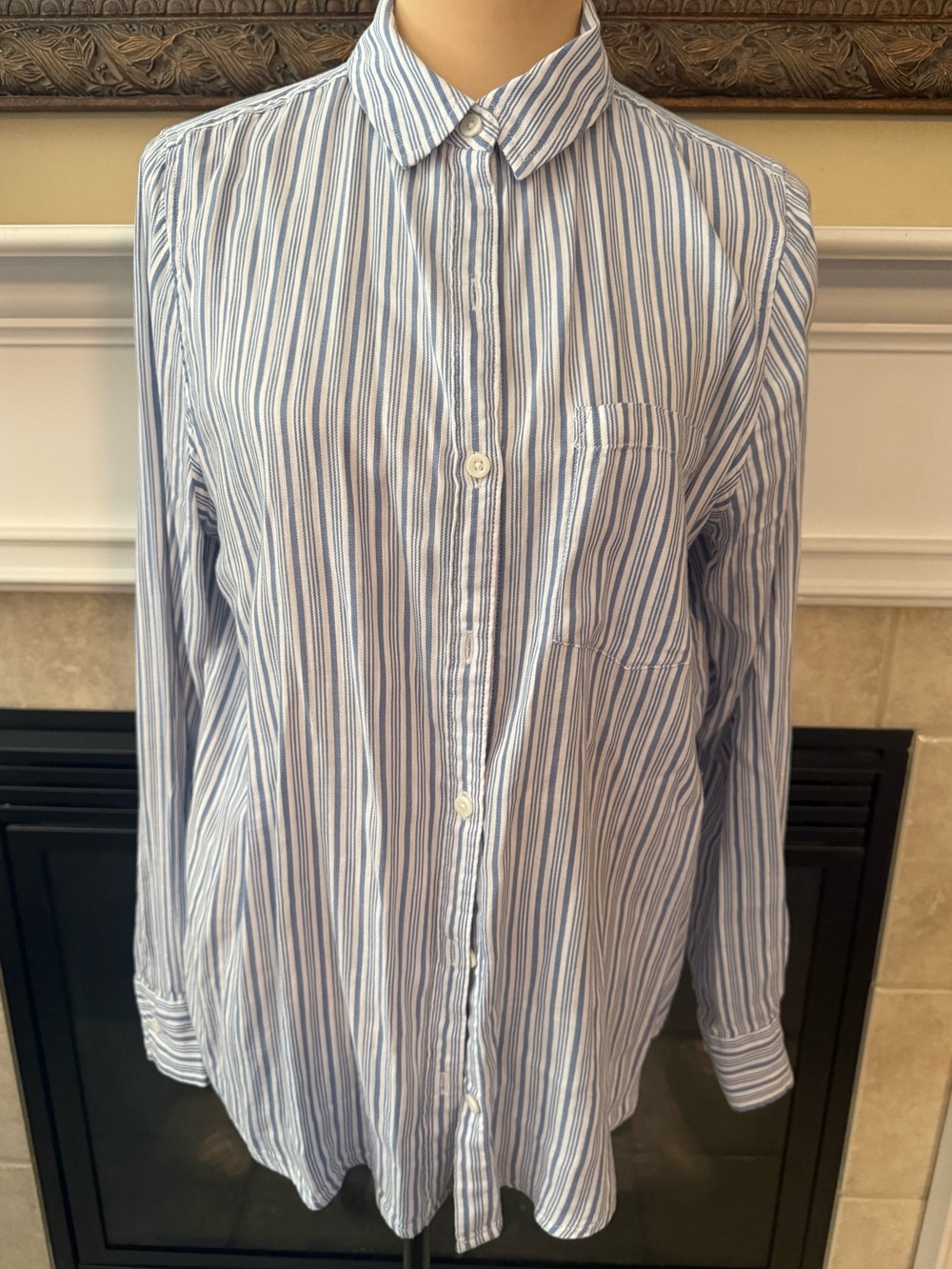 So Women's Chambray Blue and White Striped Button-Up Shirt long sleeves Size L